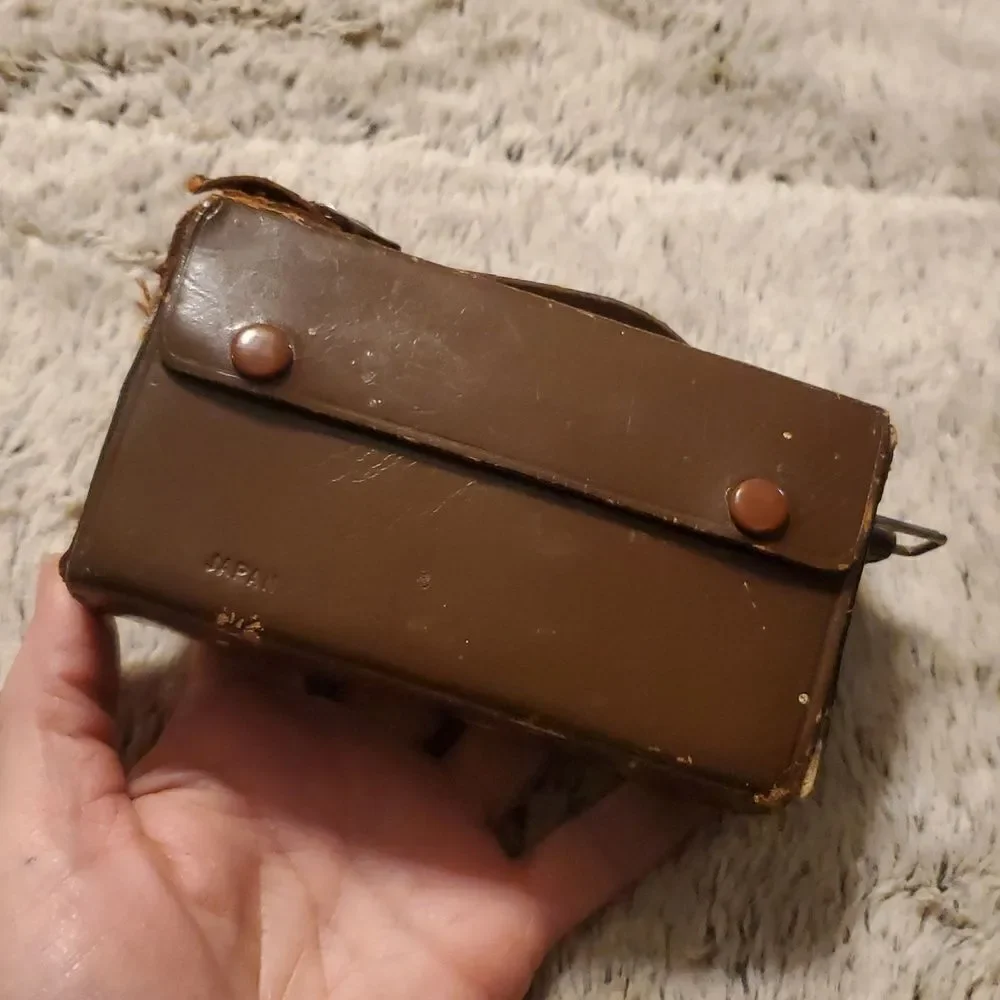 Radio Corp. SR-H107 transistor radio, likely from around 1961 With Case Military - Picture 11 of 16